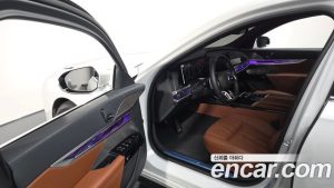 BMW 7-Series 740d xDrive M Sport 2025 года из Южной Кореи
