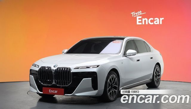 BMW 7-Series 740d xDrive M Sport 2025 года из Кореи