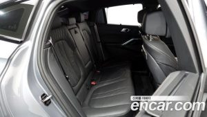 BMW X6 xDrive40d M Sport Online Exclusive 2025 года из Южной Кореи