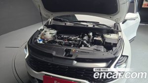 Kia Sportage Бензин 1.6 Turbo 2WD 2024 года из Южной Кореи