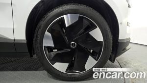 Volvo EX30 Ultra 2025 года из Южной Кореи