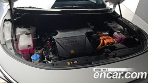 Kia Niro Prestige 2025 года из Южной Кореи