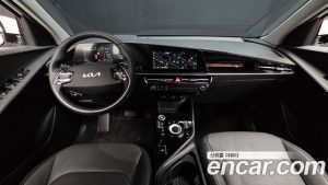 Kia Niro Prestige 2025 года из Южной Кореи