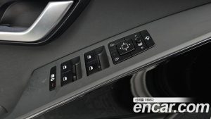 Kia Niro Prestige 2025 года из Южной Кореи