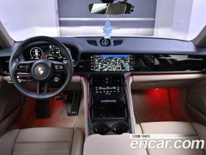 Porsche Panamera 2.9 AWD 2024 года из Южной Кореи
