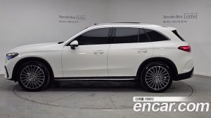 Mercedes-Benz GLC-Class GLC300 4MATIC AMG Line 2025 года из Южной Кореи