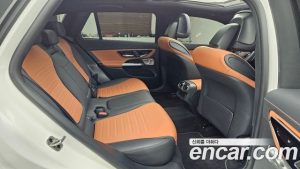 Mercedes-Benz GLC-Class GLC300 4MATIC AMG Line 2025 года из Южной Кореи
