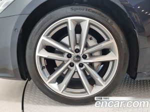 Audi A7 50 TDI 4WD Premium 2023 года из Южной Кореи