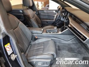Audi A7 50 TDI 4WD Premium 2023 года из Южной Кореи