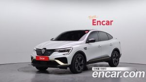 Renault-KoreaSamsung Arkana 1.6 E-TECH Iconic Design Charger 2025 года из Южной Кореи