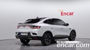 Renault-KoreaSamsung Arkana 1.6 E-TECH Iconic Design Charger 2025 года из Южной Кореи
