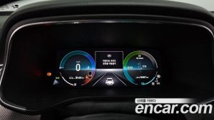 Renault-KoreaSamsung Arkana 1.6 E-TECH Iconic Design Charger 2025 года из Южной Кореи