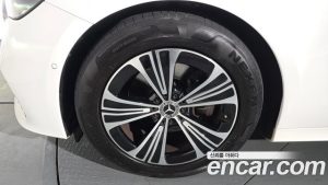 Mercedes-Benz E-Class E200 Avantgarde 2024 года из Южной Кореи