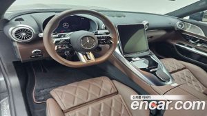 Mercedes-Benz SL-Class AMG SL63 4MATIC+ 2024 года из Южной Кореи