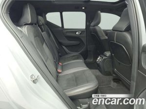 Volvo XC40 Twin ULTIMATE 2022 года из Южной Кореи
