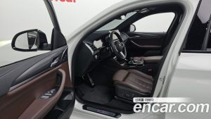 BMW X4 xDrive20i M Sport 2025 года из Южной Кореи