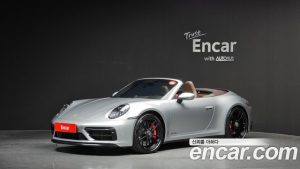 Porsche 911 CARRERA 4 GTS Cabriolet 2022 года из Южной Кореи
