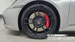 Porsche 911 CARRERA 4 GTS Cabriolet 2022 года из Южной Кореи