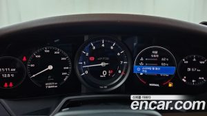 Porsche 911 CARRERA 4 GTS Cabriolet 2022 года из Южной Кореи