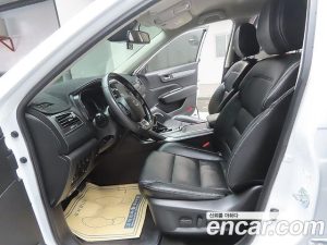 Renault-KoreaSamsung QM6 2.0 GDe LE 2WD 2023 года из Южной Кореи