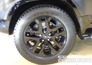 Land Rover Defender 110 P400 X 2025 года из Южной Кореи