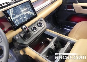 Land Rover Defender 110 P400 X 2025 года из Южной Кореи