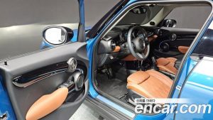 Mini Cooper 5Door CLASSIC 2023 года из Южной Кореи