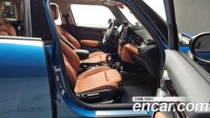 Mini Cooper 5Door CLASSIC 2023 года из Южной Кореи