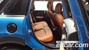 Mini Cooper 5Door CLASSIC 2023 года из Южной Кореи