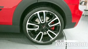 Mini Clubman JCW 2023 года из Южной Кореи