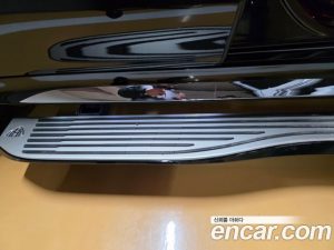 Mercedes-Benz GLS-Class GLS580 4MATIC 2024 года из Южной Кореи