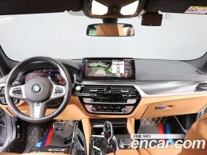 BMW 5-Series 520i M Sport 2023 года из Южной Кореи