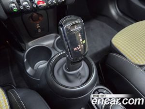 Mini Cooper Convertible RESOLUTE Edition 2024 года из Южной Кореи