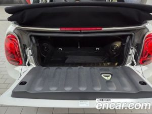Mini Cooper Convertible RESOLUTE Edition 2024 года из Южной Кореи