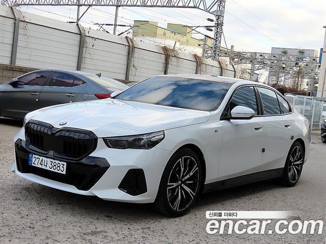 BMW 5-Series 530i xDrive M Sport 2025 года из Кореи