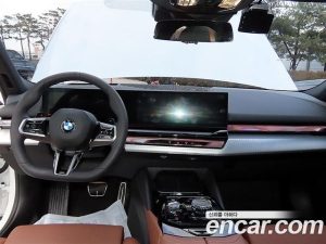 BMW 5-Series 530i xDrive M Sport 2025 года из Южной Кореи