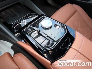 BMW 5-Series 530i xDrive M Sport 2025 года из Южной Кореи
