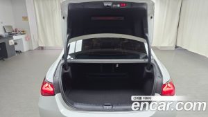 Mercedes-Benz E-Class E200 AMG Line 2026 года из Южной Кореи