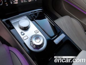 Genesis G80 Бензин 2.5 Turbo AWD 2025 года из Южной Кореи
