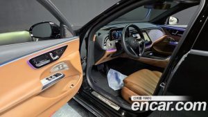 Mercedes-Benz E-Class E300 4MATIC Exclusive 2024 года из Южной Кореи