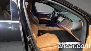 Mercedes-Benz E-Class E300 4MATIC Exclusive 2024 года из Южной Кореи