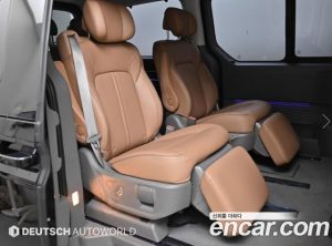Hyundai Staria Lounge 7-Seater 2025 года из Южной Кореи