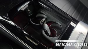 Mercedes-Benz GLC-Class GLC300 4MATIC AMG Line 2025 года из Южной Кореи