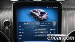 Mercedes-Benz GLC-Class GLC300 4MATIC AMG Line 2025 года из Южной Кореи