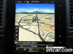 Renault-KoreaSamsung QM6 2.0 GDe LE Signature 2WD 2023 года из Южной Кореи