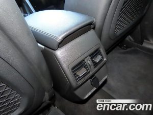 Renault-KoreaSamsung QM6 2.0 GDe LE Signature 2WD 2023 года из Южной Кореи