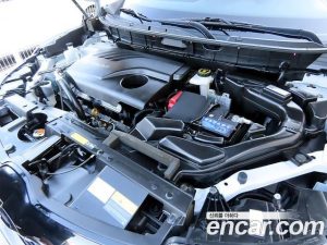 Renault-KoreaSamsung QM6 2.0 GDe LE Signature 2WD 2023 года из Южной Кореи