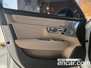 Volvo S90 B5 Ultra Bright 2026 года из Южной Кореи