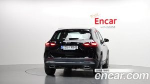 Mercedes-Benz GLA-Class GLA250 4MATIC 2025 года из Южной Кореи