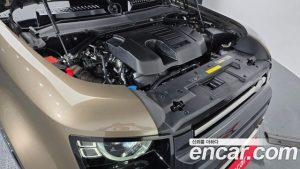 Land Rover Defender 110 P400 X 2024 года из Южной Кореи